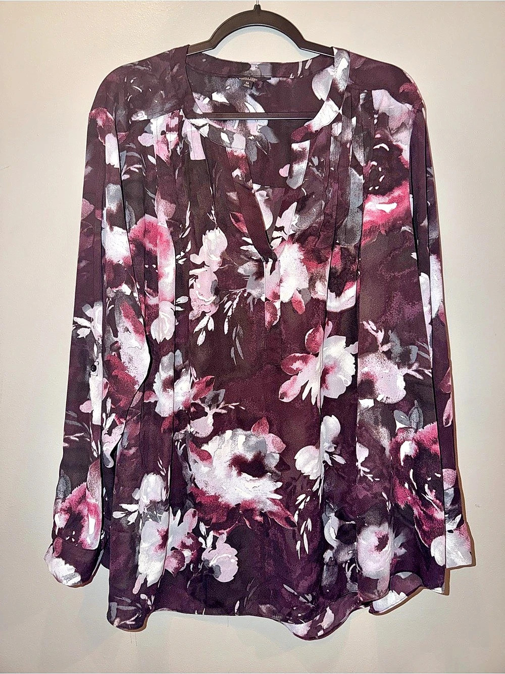 Simply Vera Vera Wang Blouse Plum Purple Abstract Floral V-Neck Tab Sleeve Sz 3X